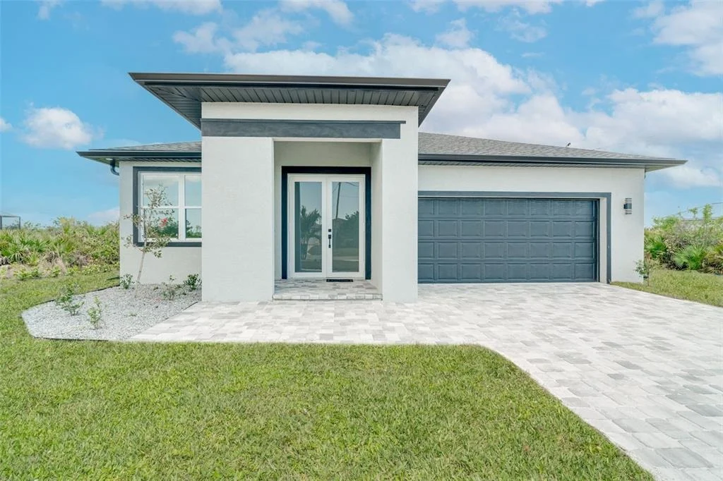 Photo of 384 BAYTREE DRIVE