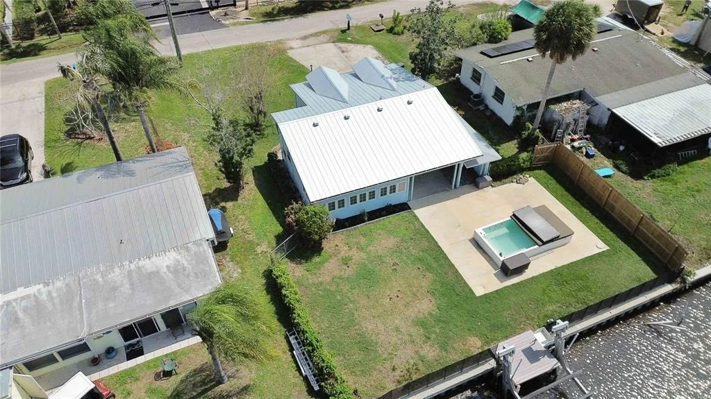 Photo of 607 MANATEE AVENUE