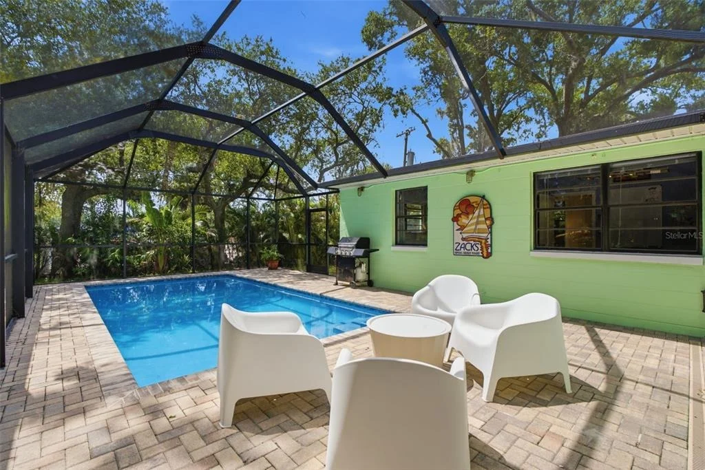 Photo of 609 W RIVER DRIVE