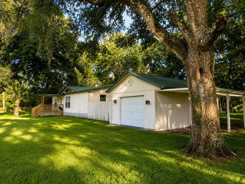 Photo of 25256 RICHBARN ROAD
