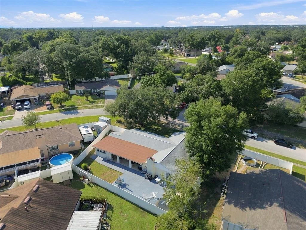 Photo of 1325 OAKCREST DRIVE