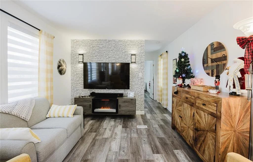 Photo of 11296 OLIVE CIRCLE