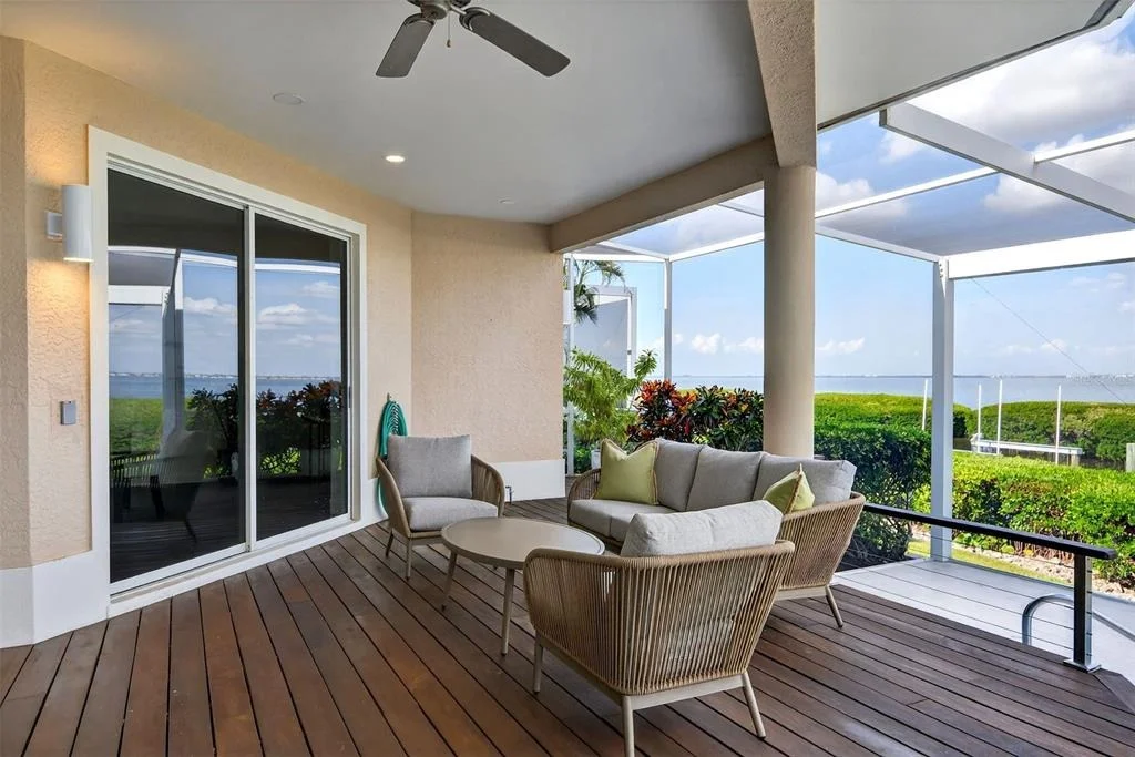 Photo of 3488 MISTLETOE LANE