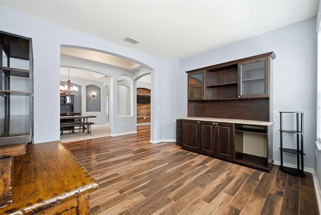 Photo of 6846 PINE SPRINGS