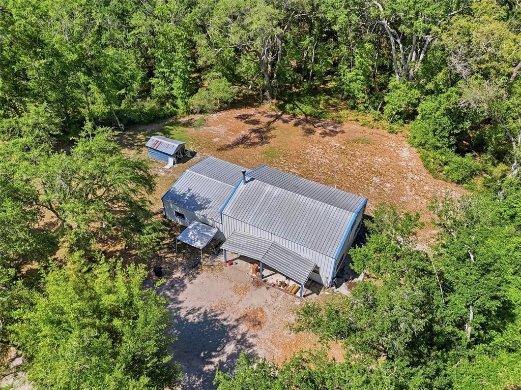 Photo of 401 SE FALCON ROAD