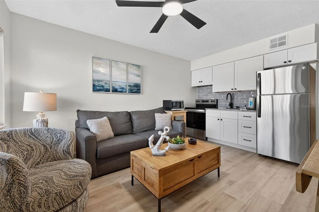 Photo of Unit 5 at 14251 GULF BOULEVARD