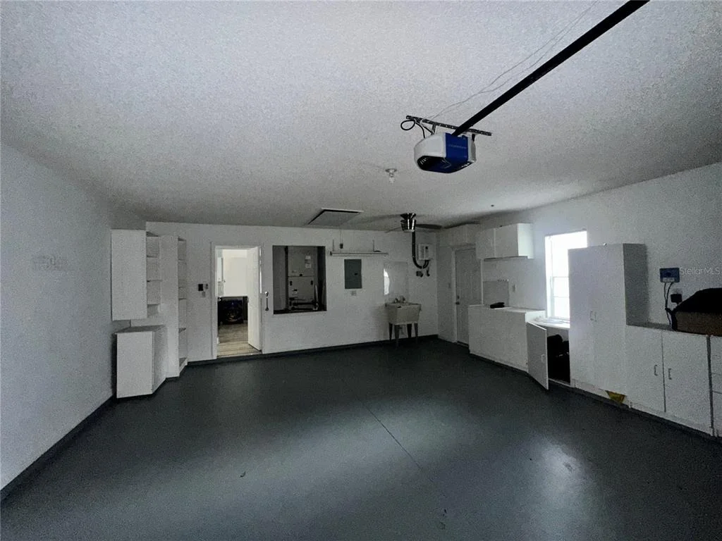Photo of 4242 LEAFWAY CIRCLE