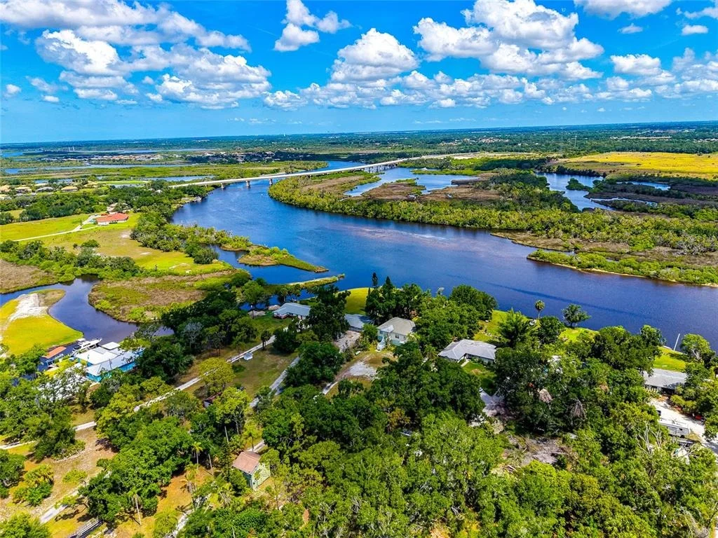 Photo of 11903 UPPER MANATEE RIVER ROAD