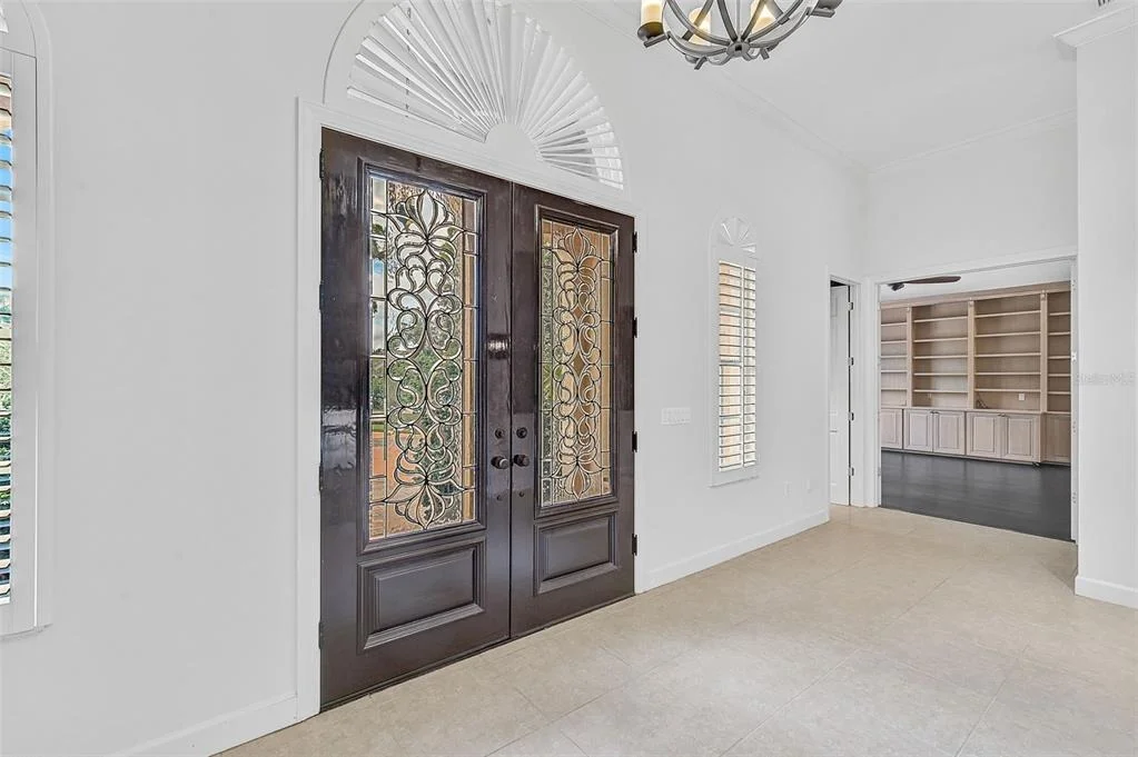 Photo of 909 MACEWEN DRIVE