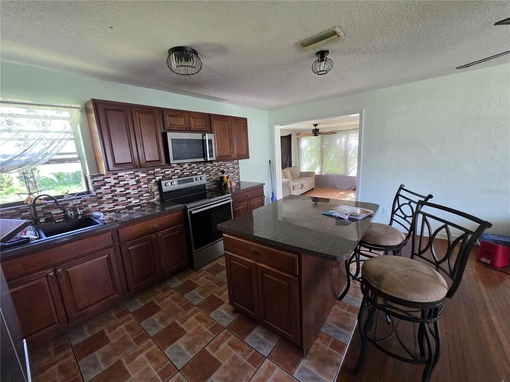 Photo of 563 MARTHA DRIVE