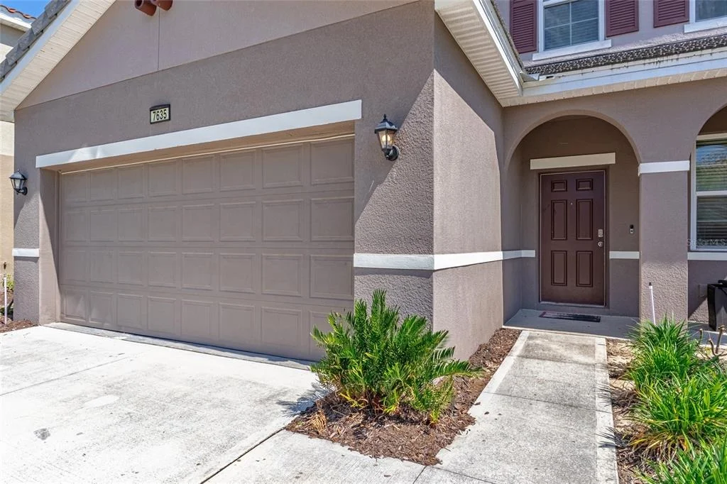 Photo of 7635 OAKMOSS LOOP
