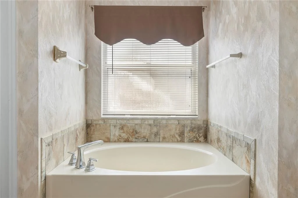Photo of 30923 IVERSON DRIVE