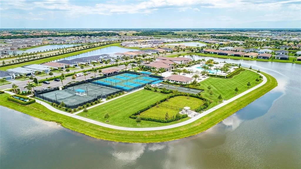 Photo of 5060 SIMONS COURT