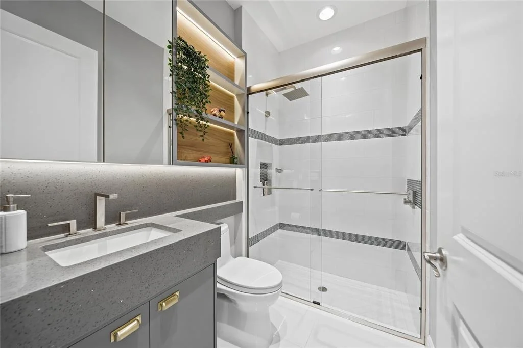 Photo of 2420 COCO PALM CIRCLE