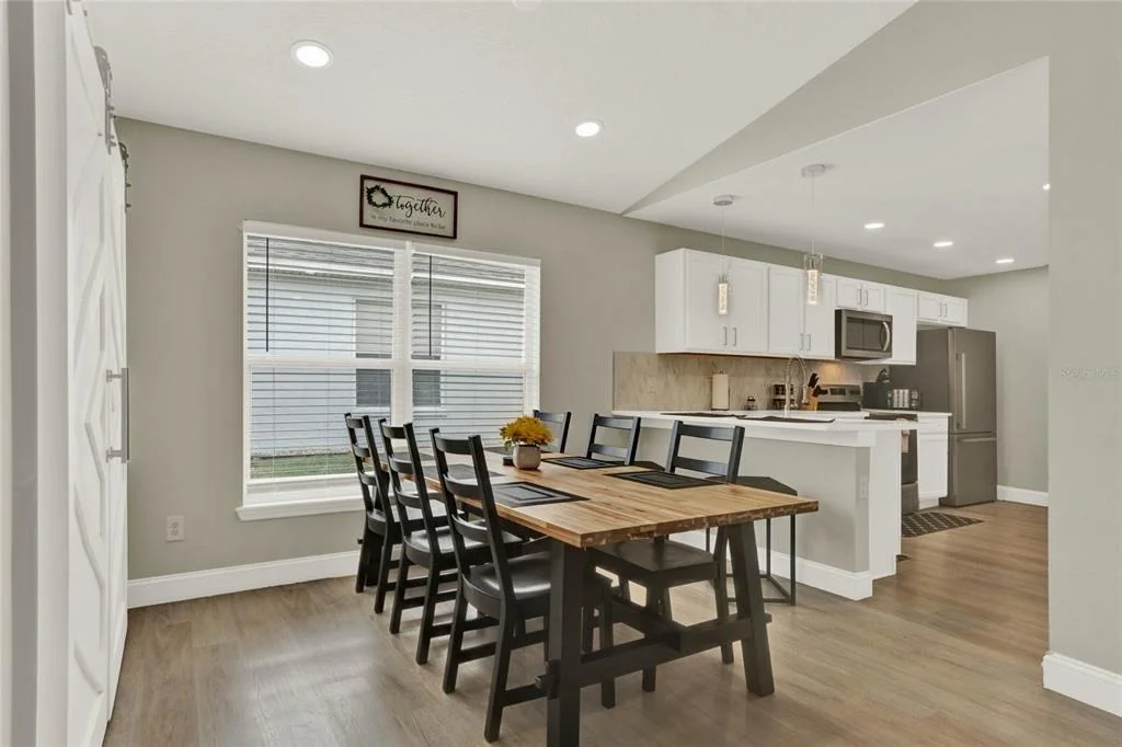 Photo of 188 RIDGEMONT COURT