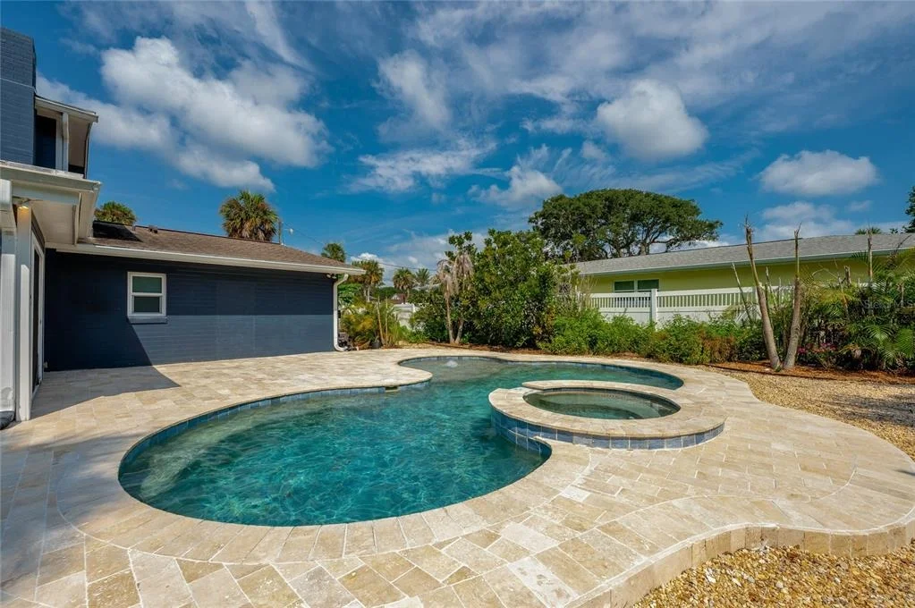 Photo of 835 JOHN ANDERSON DRIVE