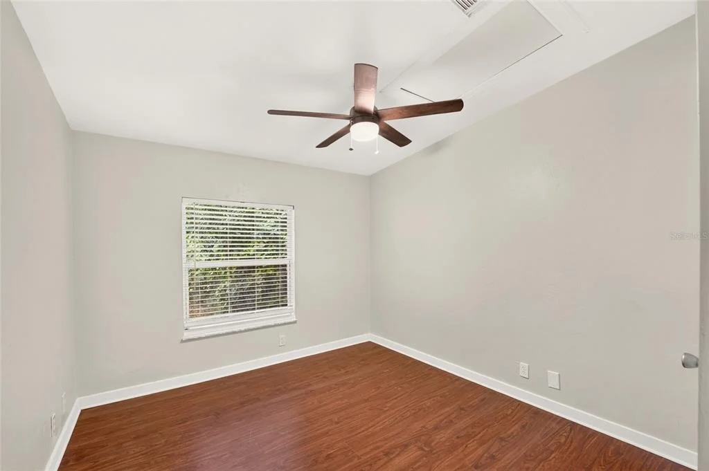 Photo of 1827 SE 43RD TERRACE