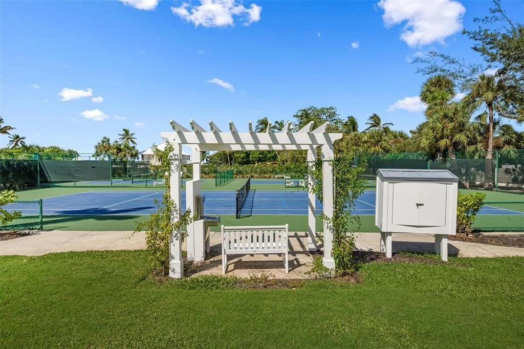 Photo of 319 PILOT POINT LANE