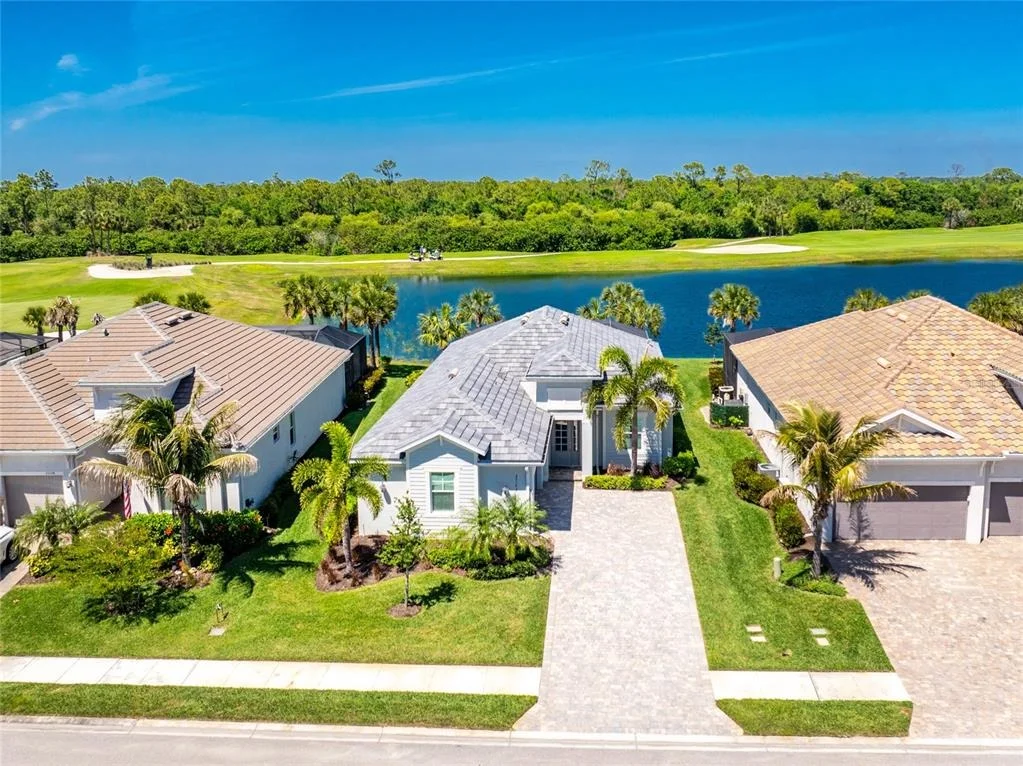 Photo of 25180 LONGMEADOW DRIVE