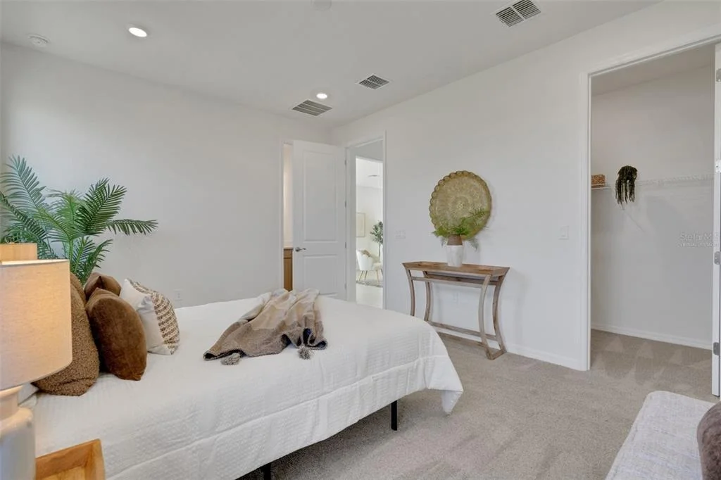 Photo of 16928 COTTONTAIL CIRCLE