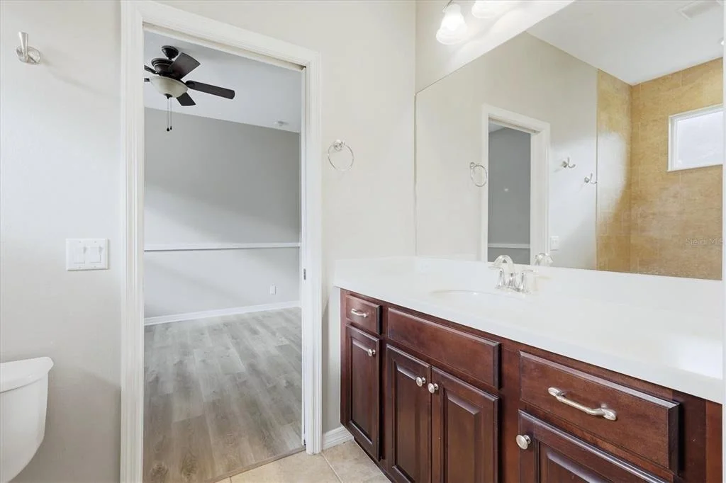 Photo of 640 HONEYFLOWER LOOP