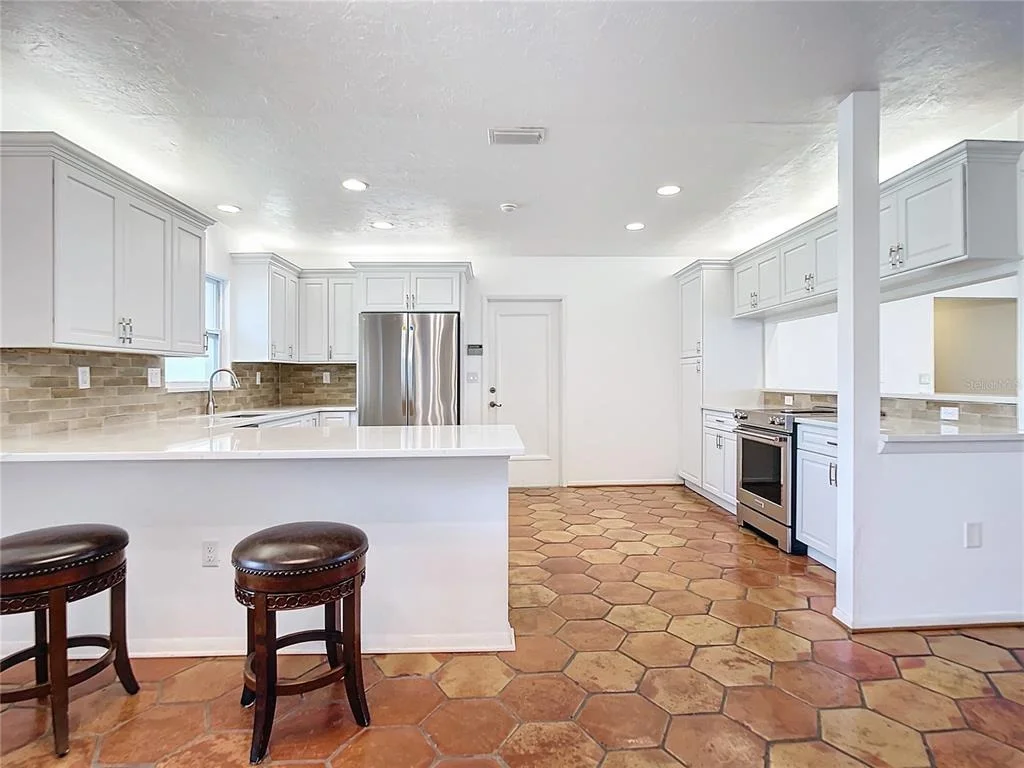 Photo of 919 KEY WAY