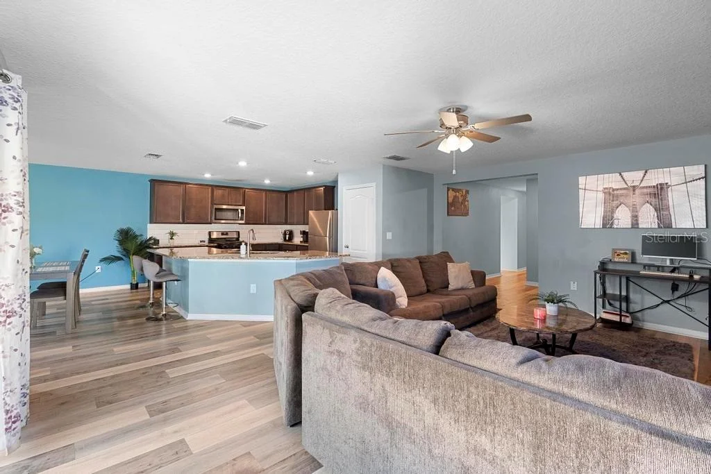 Photo of 440 KENSINGTON VIEW DRIVE