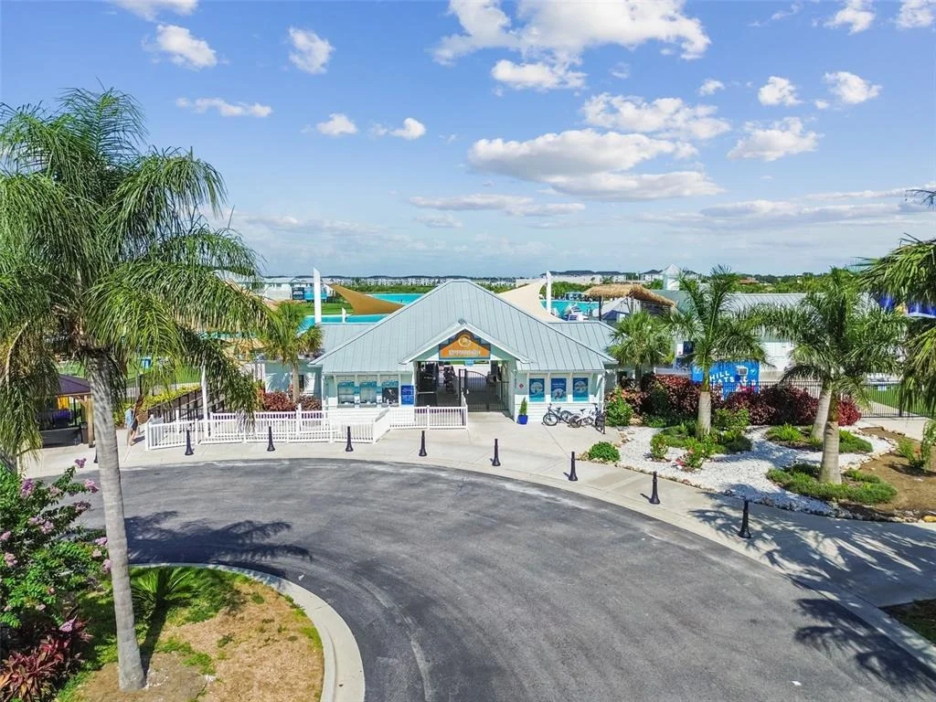 Photo of 7604 POOL COMPASS LOOP