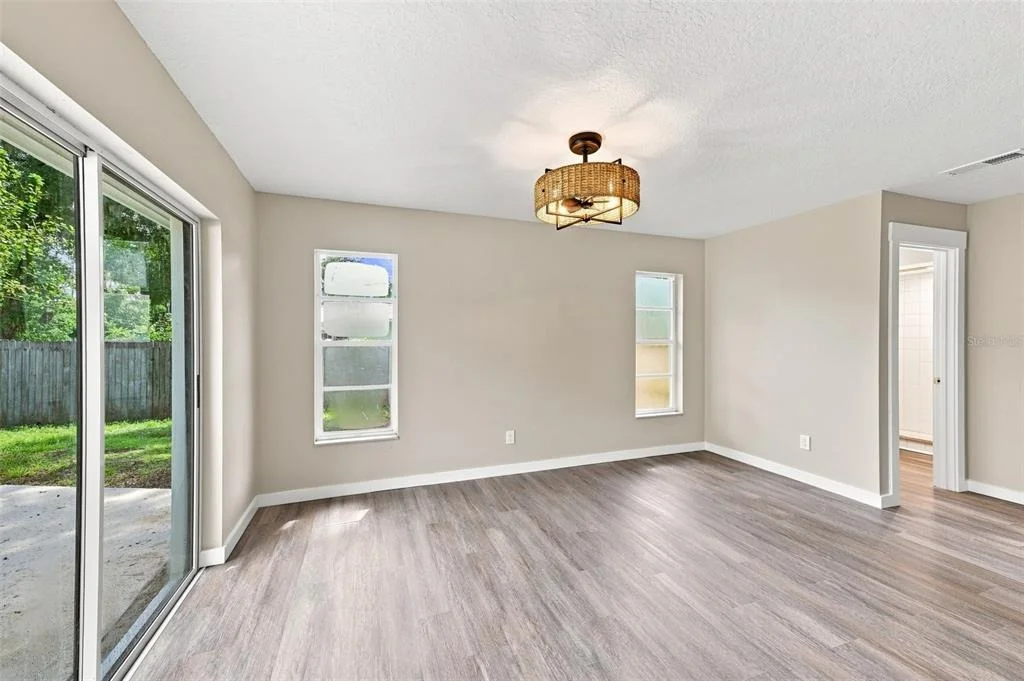 Photo of 6622 GLENCOE DRIVE