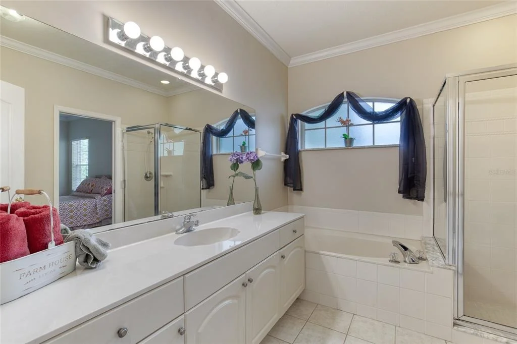 Photo of 5 WATERCLIFF LANE