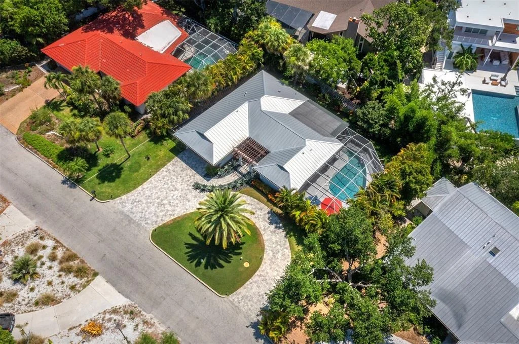 Photo of 622 TROPICAL CIRCLE