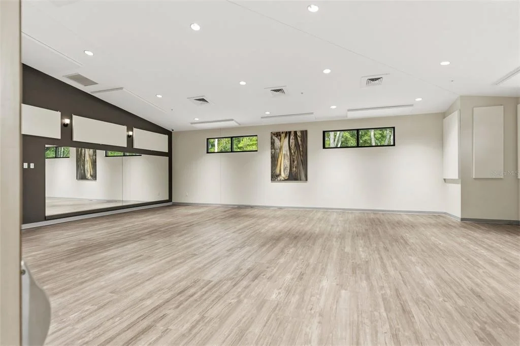 Photo of 7350 ROSEMONT LANE