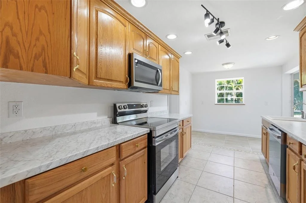 Photo of 700 DOLPHIN PARKWAY