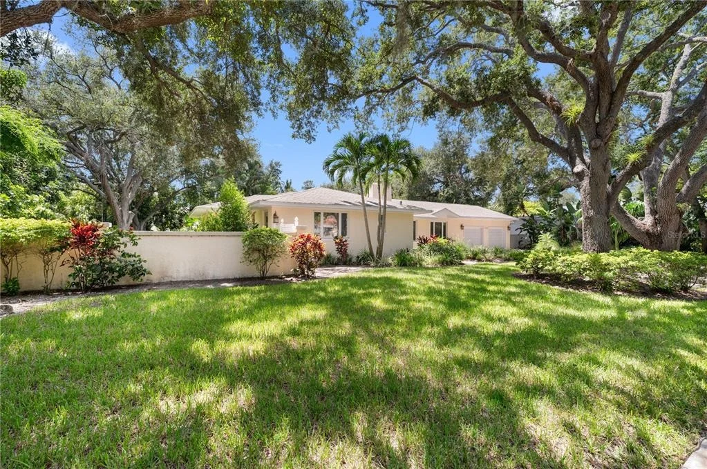 Photo of 1722 NORTH DRIVE