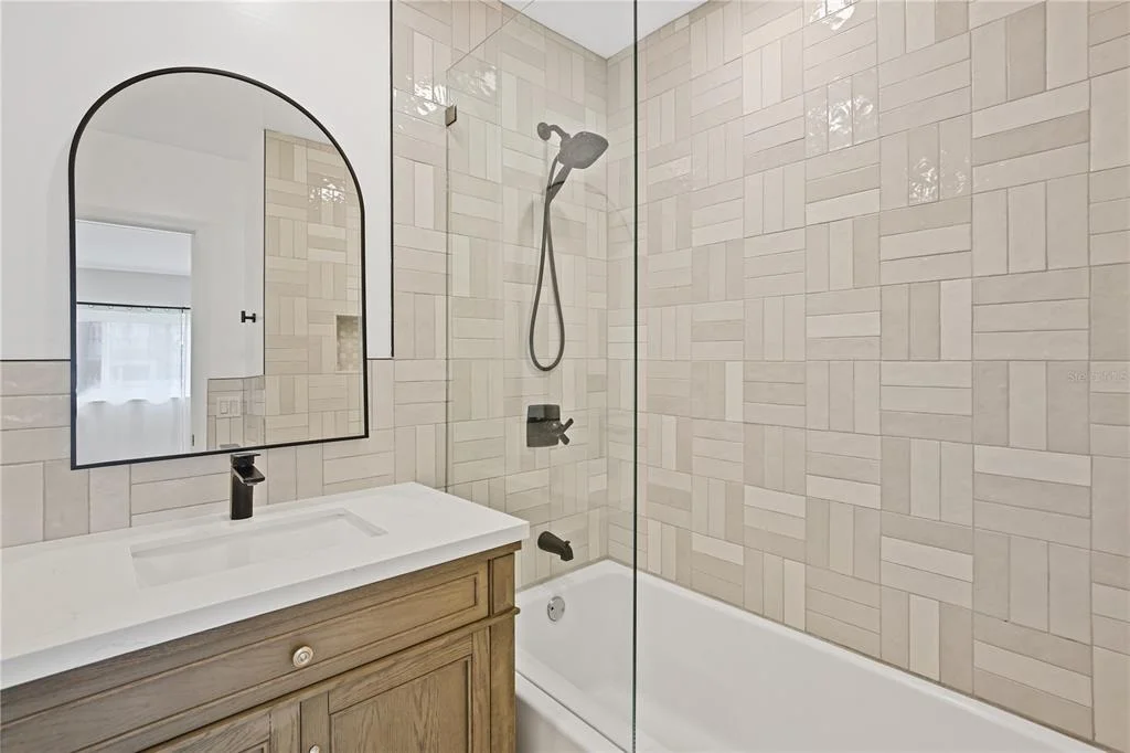 Photo of 136 BAYSIDE DRIVE