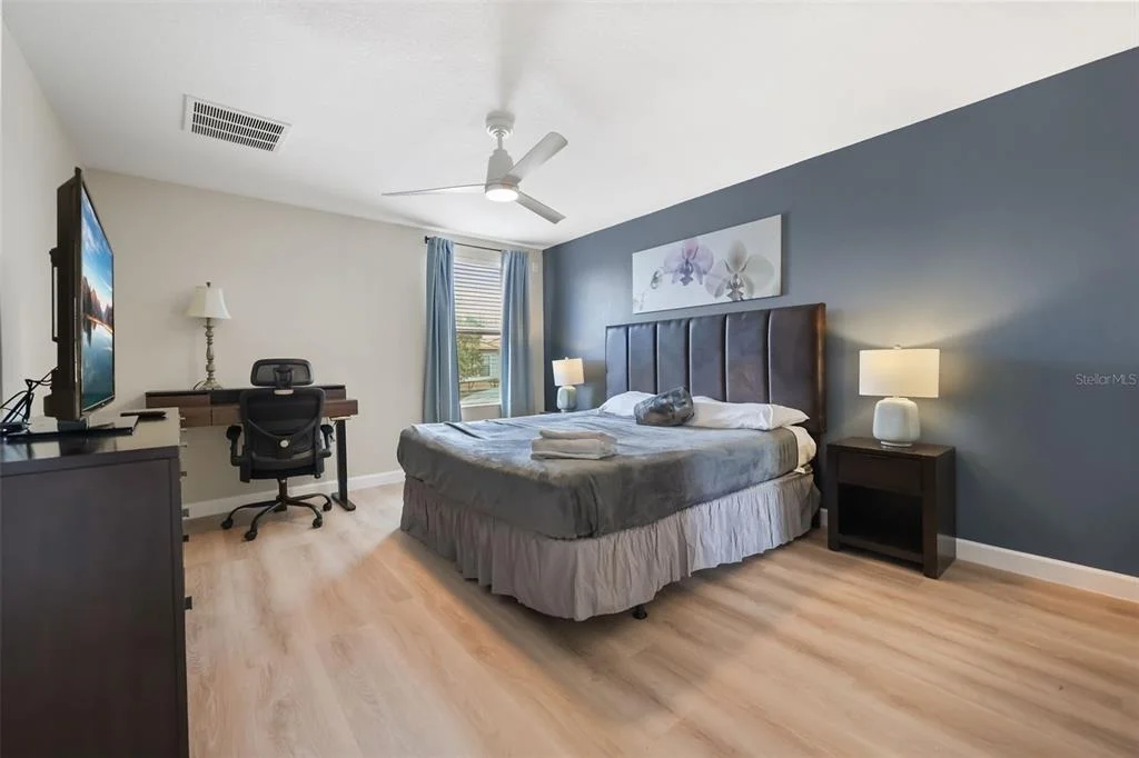 Photo of 1423 THUNDERBIRD ROAD
