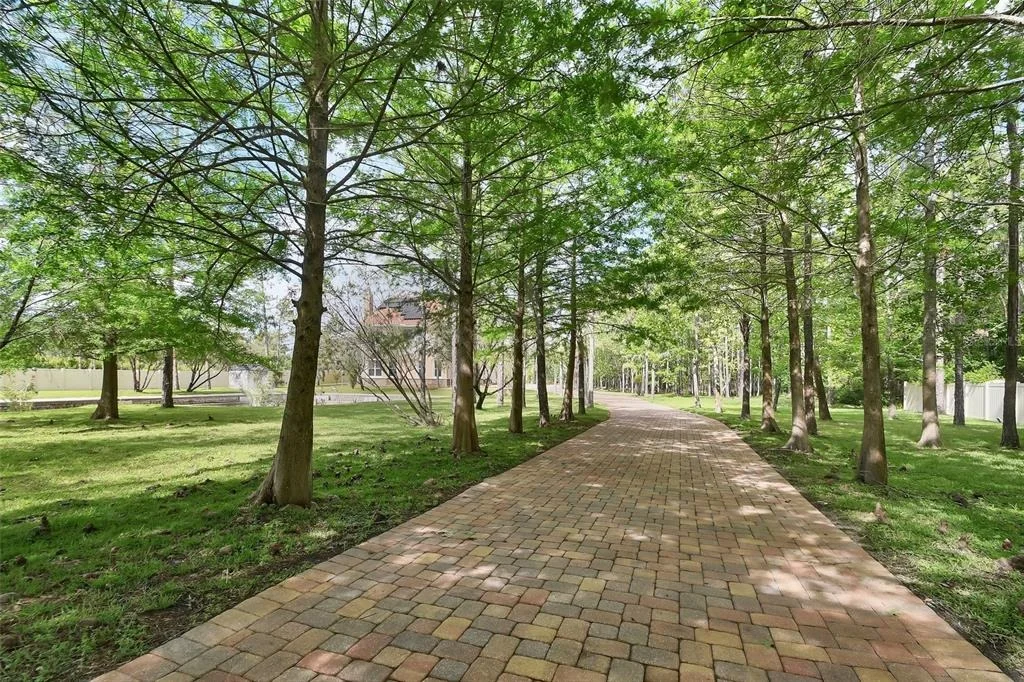 Photo of 443 JUNIPER LANE