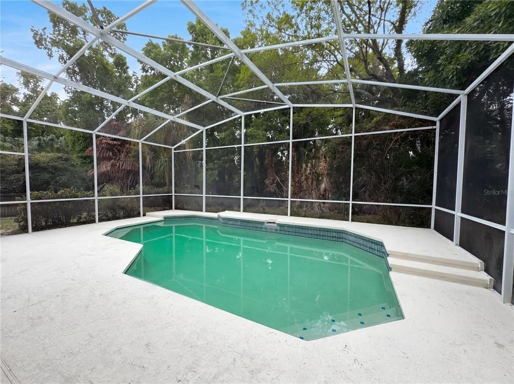 Photo of 680 MACGLENROSS DRIVE