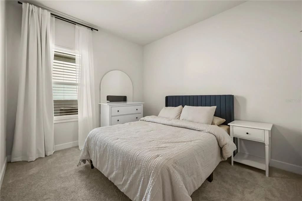 Photo of 1714 UPLAND LANE