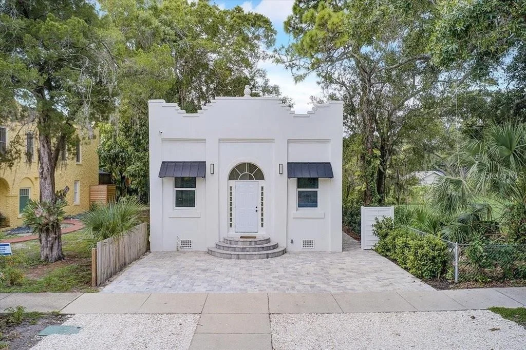 Photo of 1862 6TH STREET