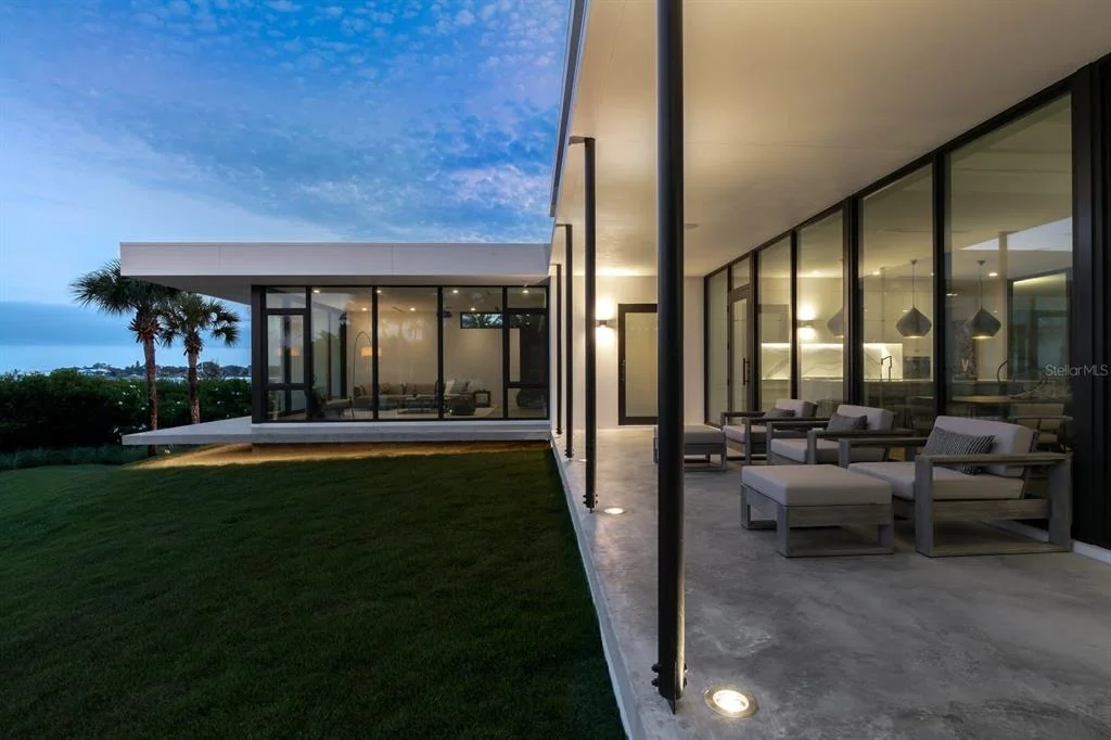 Photo of 1500 BAYVIEW DRIVE
