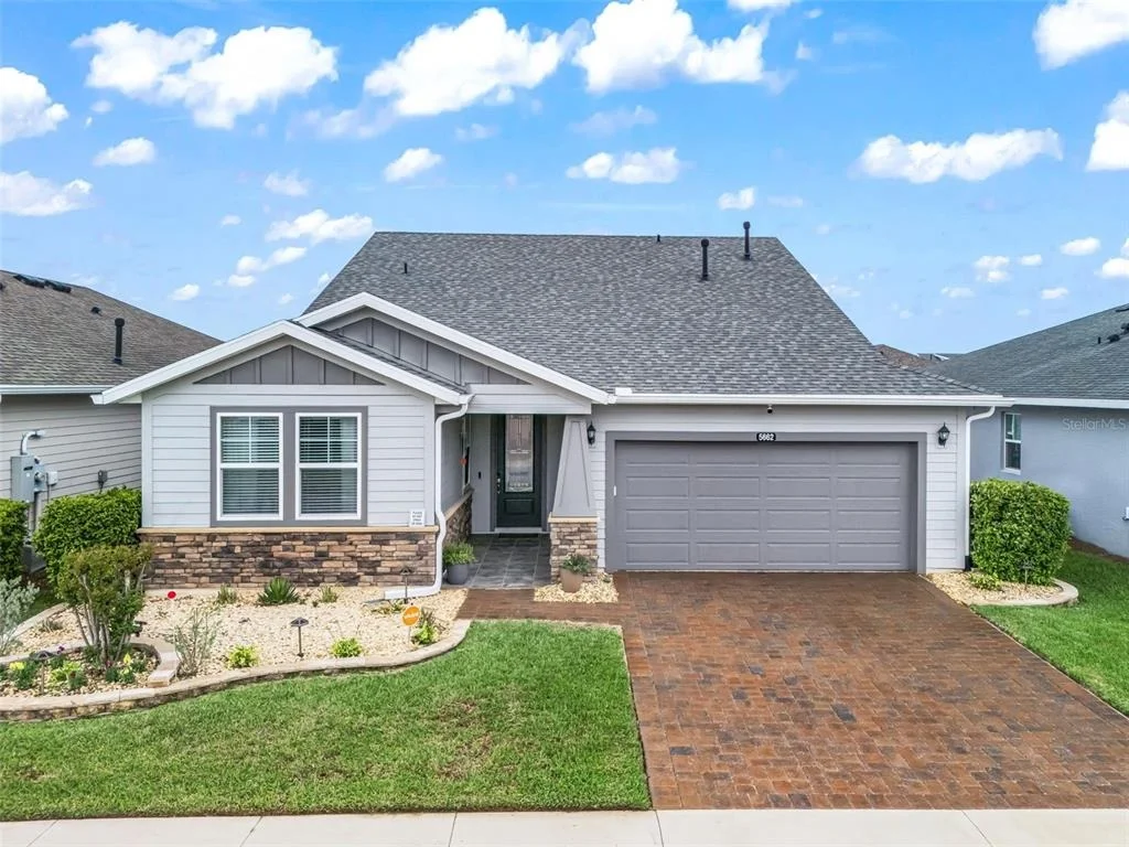 Photo of 5662 NW 40TH LOOP