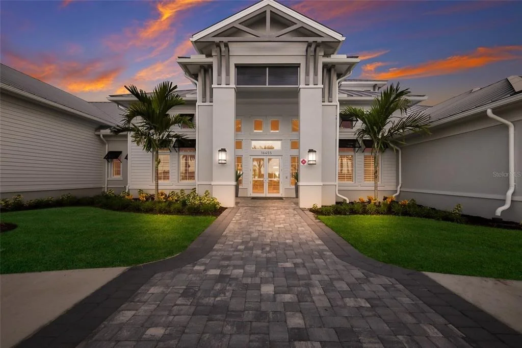 Photo of 15041 SERENE SHORES LOOP