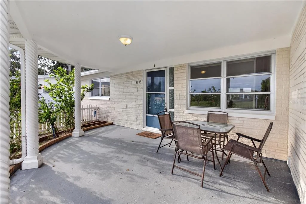 Photo of 4843 CALAIS DRIVE