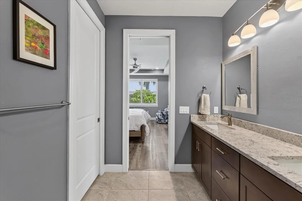 Photo of 6927 HOLBROOK COVE