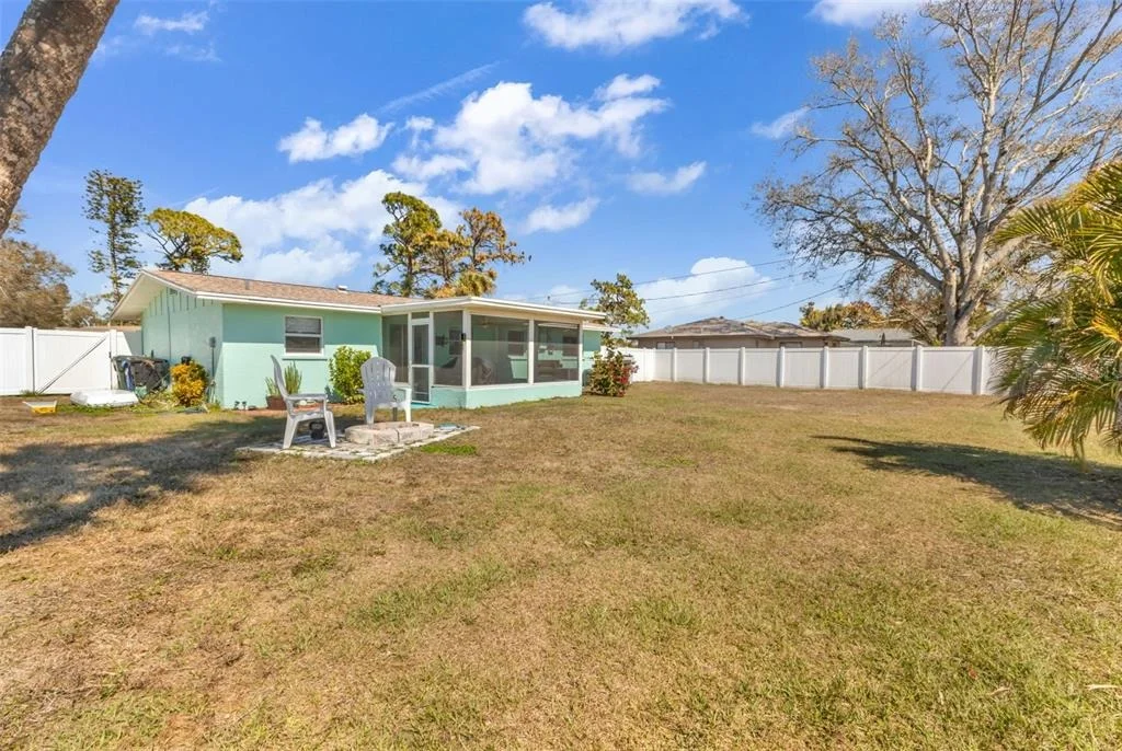 Photo of 960 DARWIN ROAD