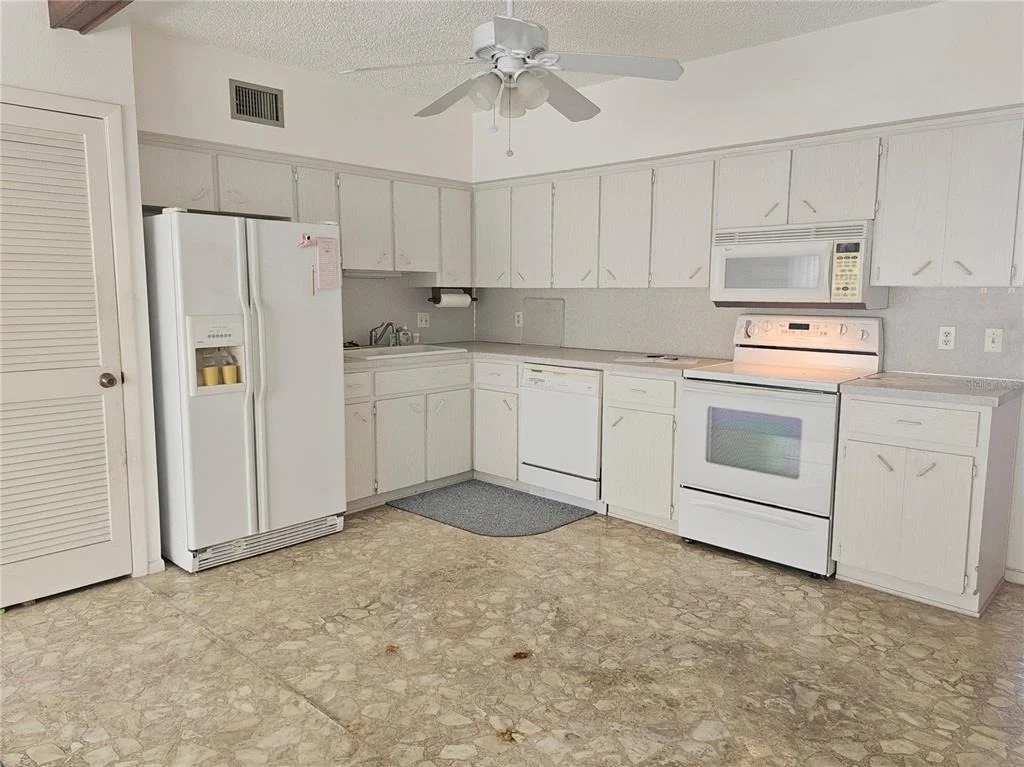 Photo of Unit 39 at 2284 PHILIPPINE DRIVE