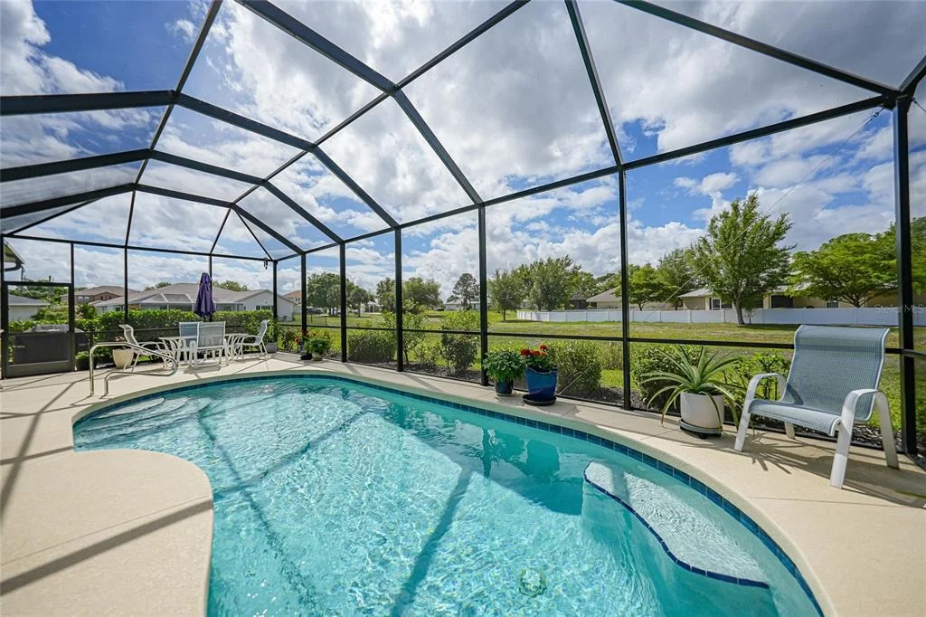 Photo of 25091 PALISADE ROAD