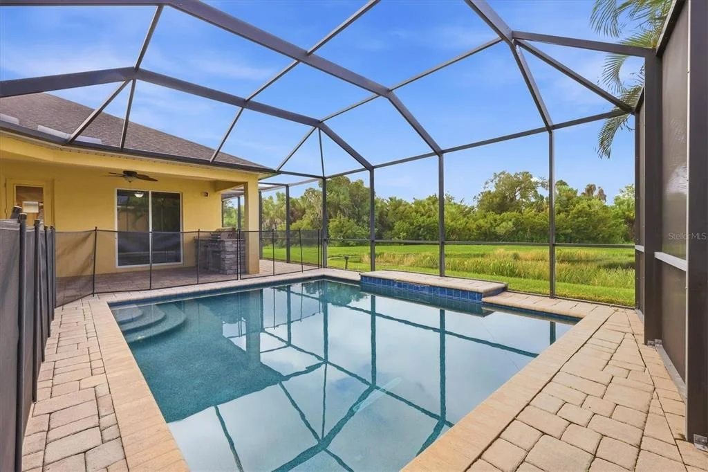 Photo of 640 HONEYFLOWER LOOP