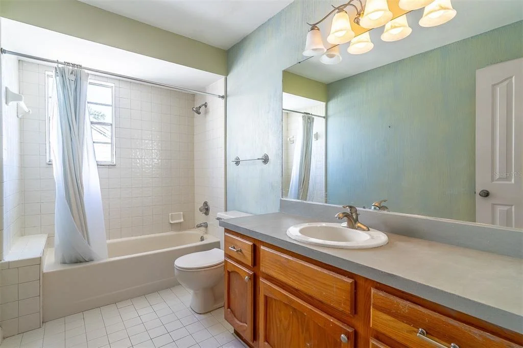 Photo of 472 MAYFAIR CIRCLE